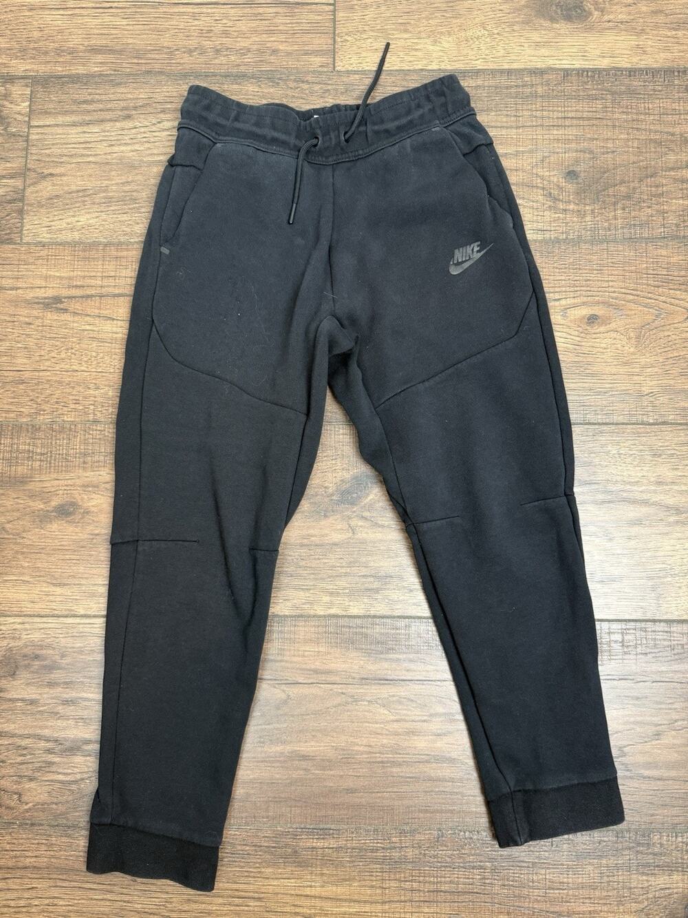 Nike Sportswear Tech Fleece Jogger Pants Boys Black Medium Youth 10-12